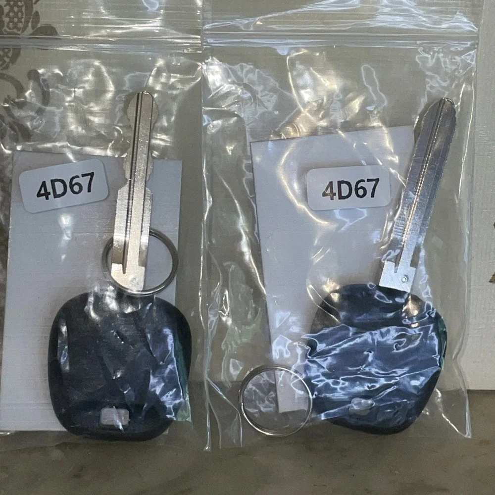 Replacement Keys Car Truck Toyota Scion‎ Battery | Chipped Key Transponder 4D67